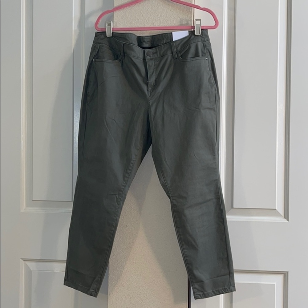 NWT Lane Bryant petite mid rise skinny pants sz:16